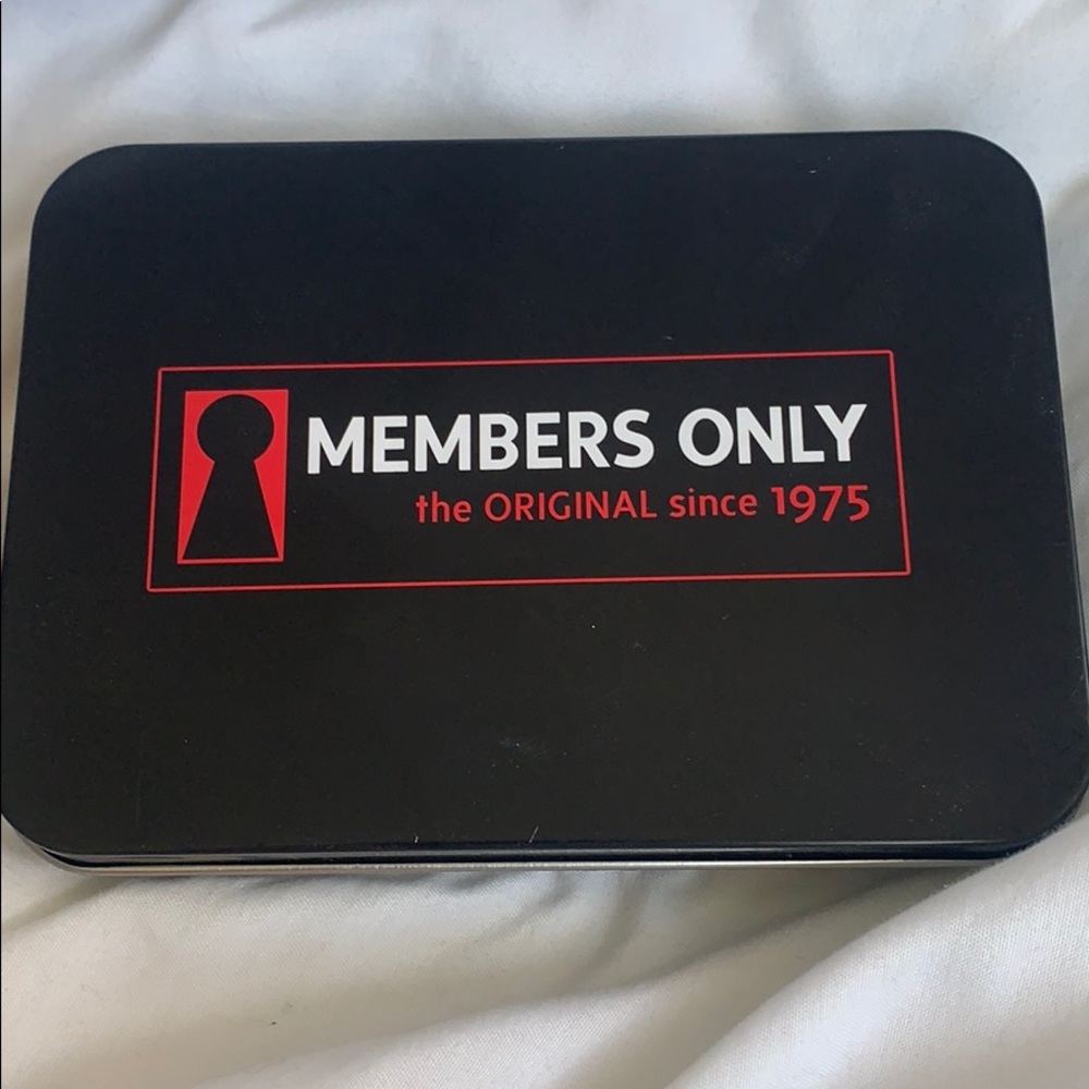 Members Only Wallet
